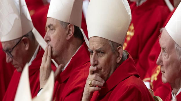 La Cei sfida Leone XIV sulle coppie omosessuali: la mossa del cardinale Zuppi