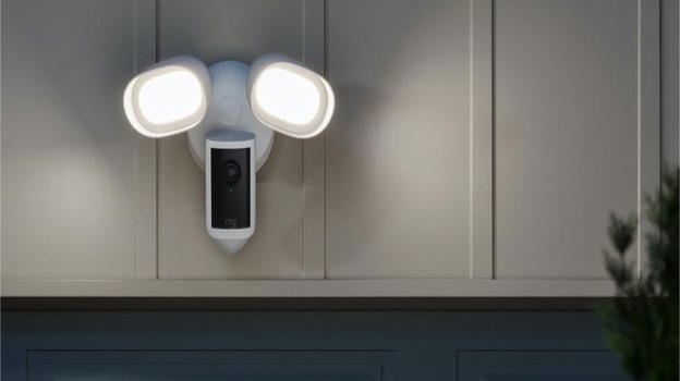 Ring potenzia la sicurezza domestica con videocamere e videocitofoni AI fino al 4K