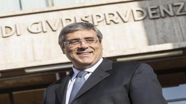 Appalti nella sanità siciliana, chiesta la misura cautelare per Cuffaro e Romano