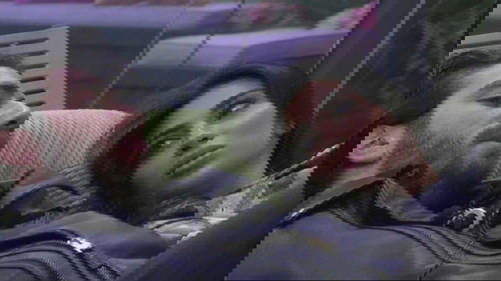 Grande Fratello, Omer si apre con Rasha: la dichiarazione d’amore ostacolata da insicurezze e differenza d’età