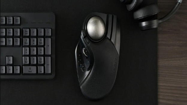 Elecom Huge Plus: la trackball definitiva per i power user
