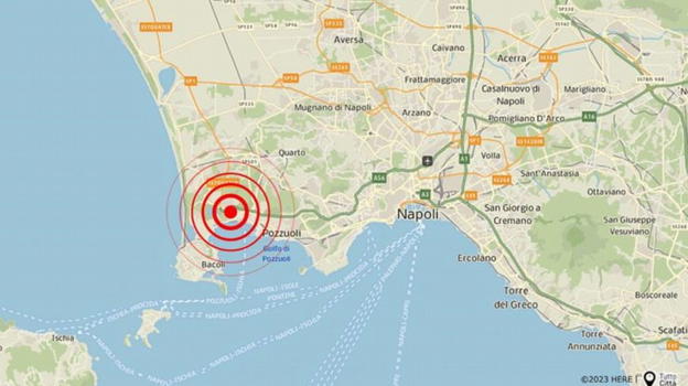 Terremoto a Napoli: due scosse ravvicinate di magnitudo 3.2 avvertite in gran parte della città, segnalazioni anche dallo stadio Maradona