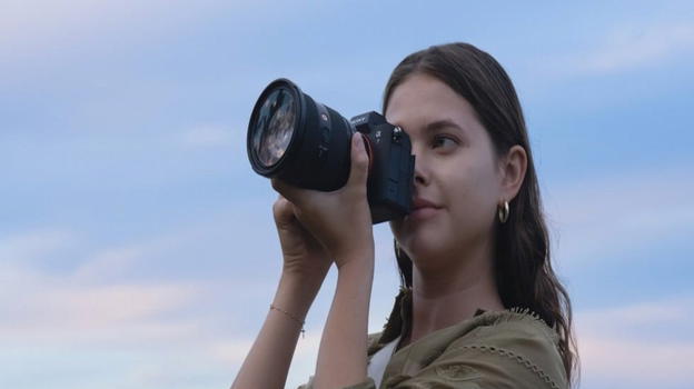 Sony Alpha 7 V, la nuova full-frame che alza l’asticella della fotografia digitale