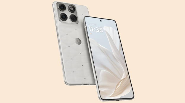 Motorola Edge 70 Cloud Dancer: l’edizione speciale che unisce Pantone e Swarovski