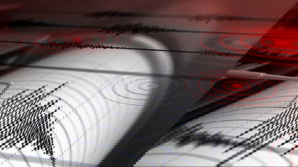 Terremoto di magnitudo 7.6: allerta tsun@mi e mobilit@zione delle autorità