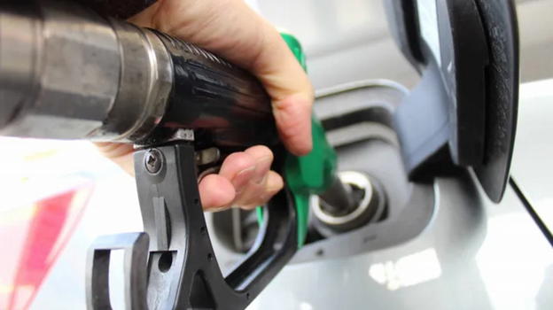 Carburanti, a gennaio 2026 cambia la tassazione: diesel più caro, benzina in calo