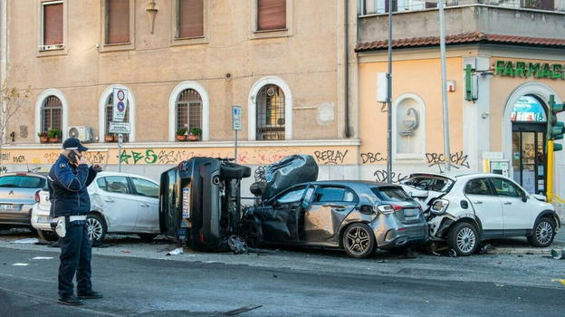 Pirata della strada a Roma arrestato dopo 10 giorni di fuga