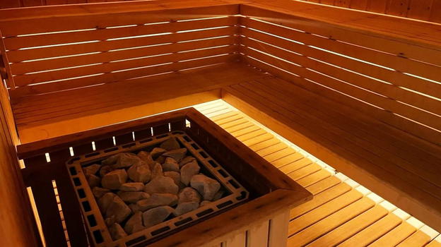 Tokio: coppia muore intrappolata nella sauna in fiamme, l’ipotesi del difetto alla maniglia