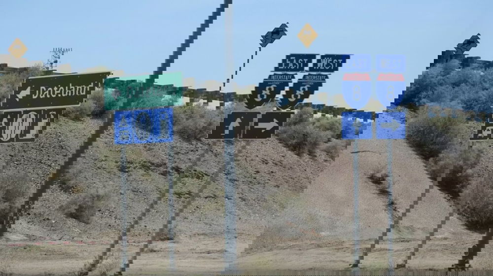 Autostrada senza limiti: l’Arizona sperimenta la guida libera sulla Interstate 8