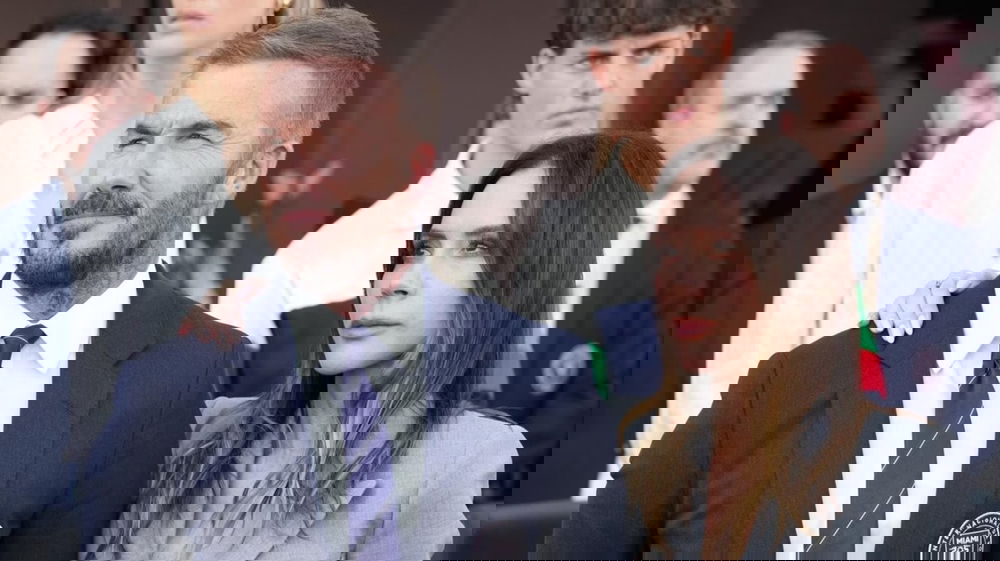 Natale amaro per i Beckham: il figlio Brooklyn blocca l’intera famiglia sui social