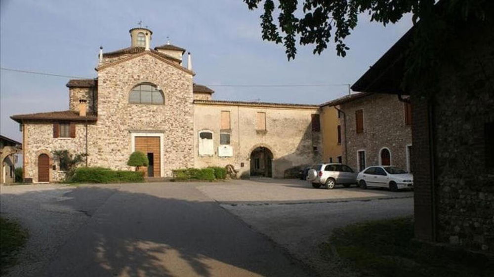 Brescia, cittadino tedesco ruba un crocifisso e causa diversi incidenti