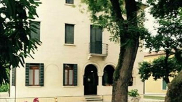 Bimbi rinchiusi nei sacchi all’asilo di Mirano: condanna per maltratt@menti e sequestro di persona