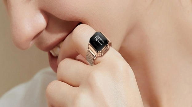 Rogbid Fusion: l’anello smart che diventa micro smartwatch a meno di 50 dollari