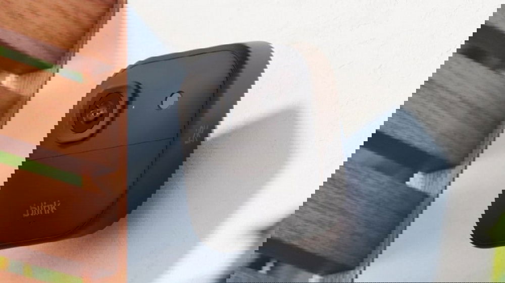 Blink Outdoor 2K+ ufficiale: la nuova videocamera wireless per esterni alza l’asticella della sicurezza smart