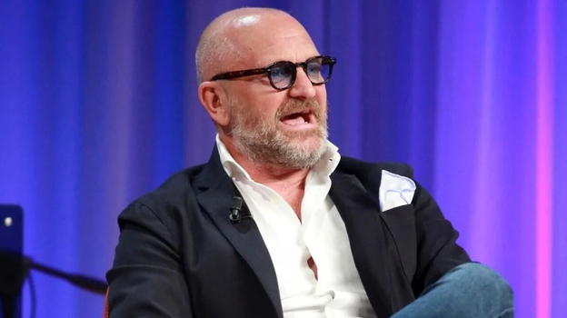 Festival di Sanremo, Andrea Pucci fa un passo indietro: "Hanno minacciato la mia famiglia"