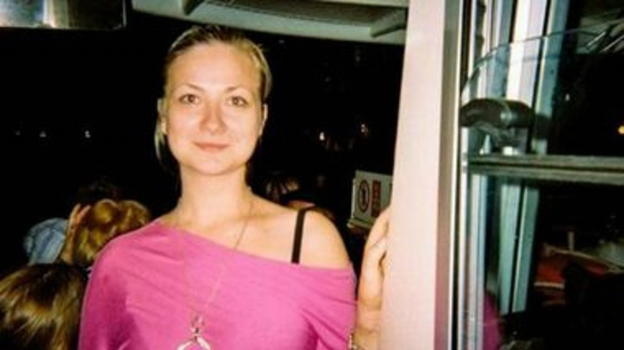 Ex ballerina colpisce il nuovo partner: intreccio complesso tra due persone con precedenti penali