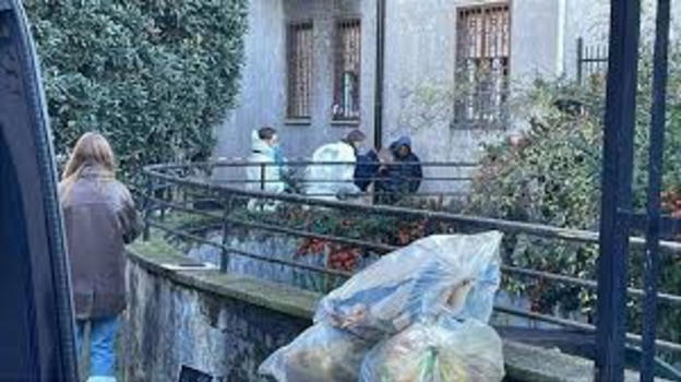 Scandicci, donna trovata senza vita nell’ex area Cnr: indagini in corso alle porte di Firenze