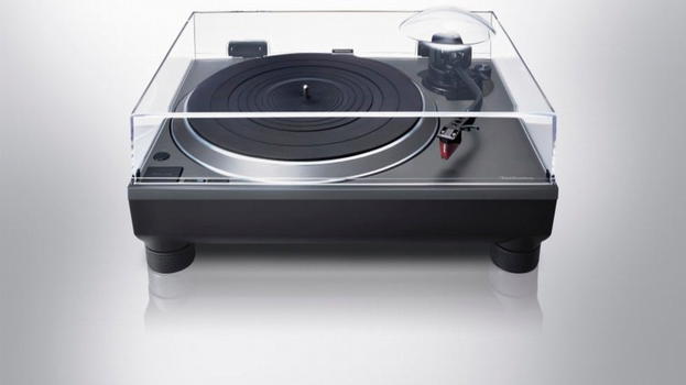 Technics SL-1500SC ufficiale: il Delta Sigma Drive arriva anche nel giradischi entry level