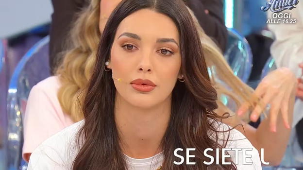 Sara sorprende tutti con Alessio: il gesto che accende lo studio