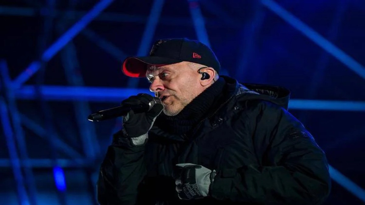 Festival di Sanremo, le cinque serate di Max Pezzali sulla Costa Toscana