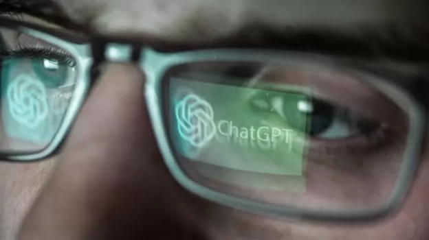 Iran, traffico urbano e ChatGPT al centro delle indagini che hanno portato al decesso della Guida Suprema