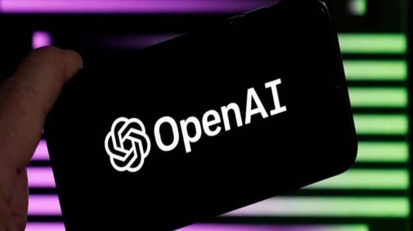 OpenAI trasforma ChatGPT in un laboratorio virtuale interattivo con grafici e simulazioni scientifiche