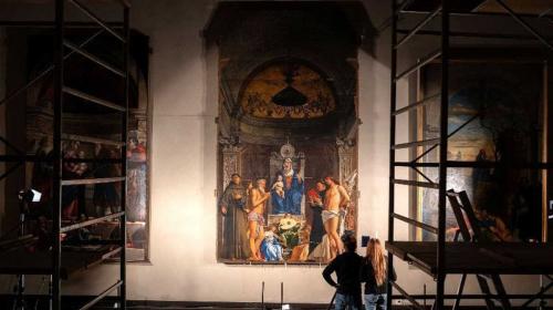 Quando la pittura entra in sala: il nuovo racconto vivo della Pala di San Giobbe a Venezia