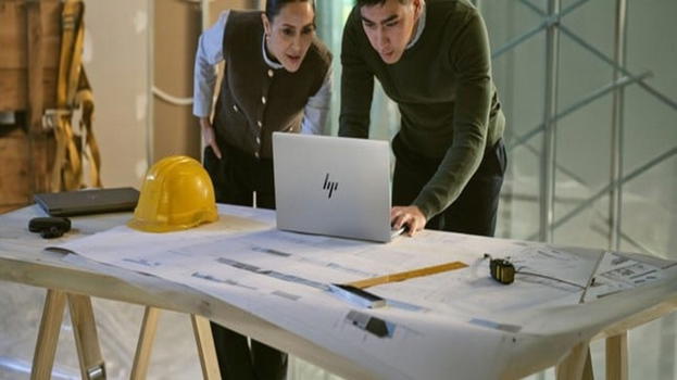 HP ZBook 8 G2i ufficiale: nuova workstation portatile con prestazioni fino a 3,3 volte superiori