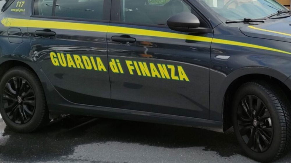 Ancona: maxi-operazione smantella rete di traffico digitale