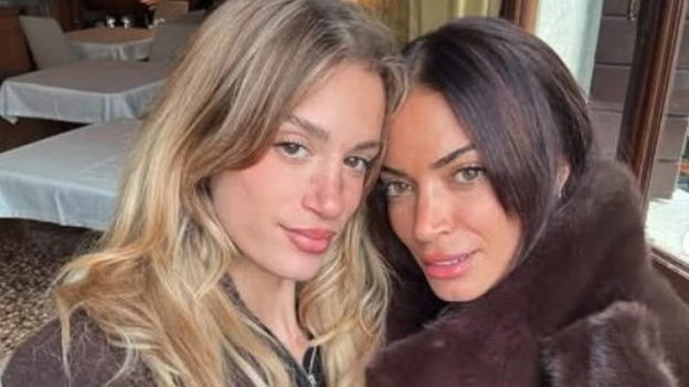 Un racconto senza parole: Elodie e Franceska Nuredini escono allo scoperto