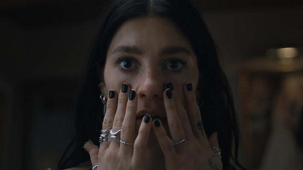 Paure in abito bianco: il nuovo horror racconta l’amore dal punto di vista femminile