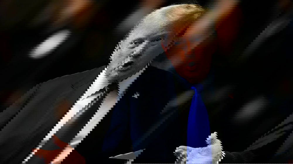 Trump vuole la Luna: missione Moon Base entro il 2028