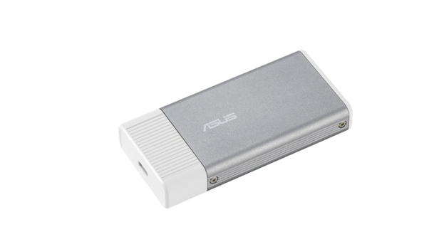 ASUS UGen300: l’IA offline diventa realtà con la chiavetta che trasforma PC e smartphone