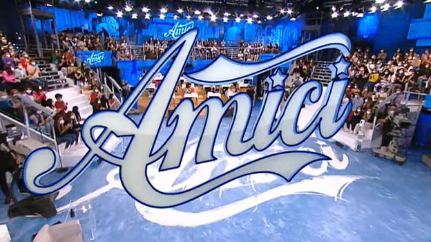 Amici 25, anticipazioni puntata serale 11 aprile: un eliminato, ospiti J-Ax e Cattelan