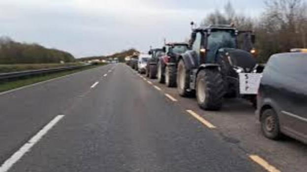 Irlanda sotto pressione: il paese tra caro carburante e città paralizzate dalle proteste