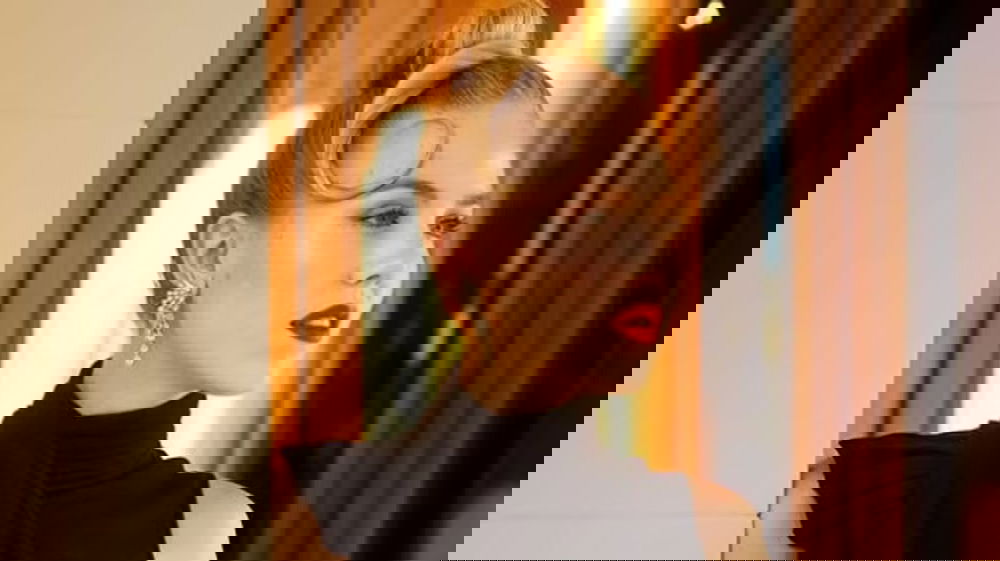 Tra corona e politica: Maria Carolina di Borbone e Jordan Bardella, una coppia che guarda all’Eliseo