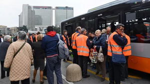 1776077613_69dccb2d12771