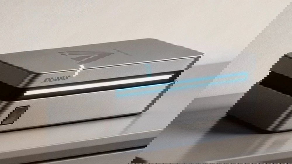 Il mini PC AI giapponese con CPU RISC-V: compatto, sperimentale e pensato per l’intelligenza artificiale locale