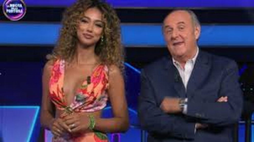 Samira Lui a “La Ruota della Fortuna”, l’imprevisto in diretta che accende lo studio: la reazione di Gerry Scotti