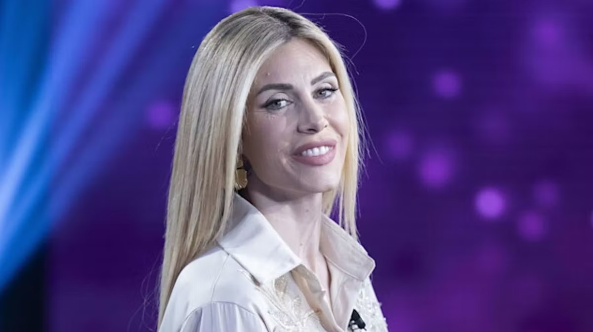 Paola Caruso e le relazioni nate in tv: tra realtà e differenze personali