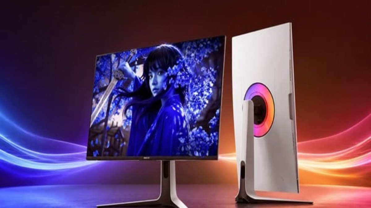 Hisense 32UX segna un nuovo standard: il primo monitor RGB Mini-LED 4K con luminosità fino a 2000 nit