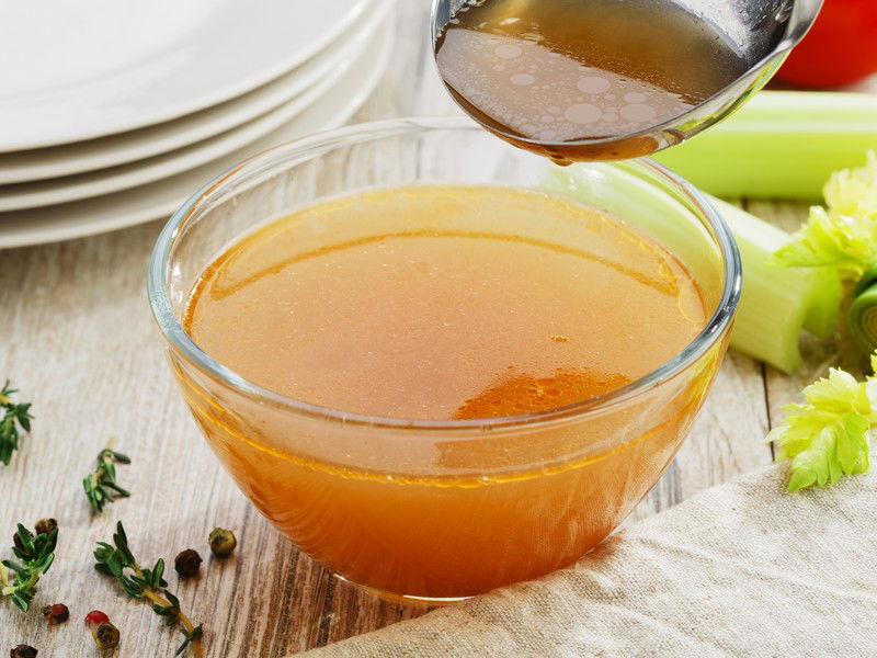 Brodo di pollo