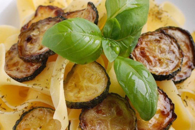 Pastasciutta-con-le-zucchine