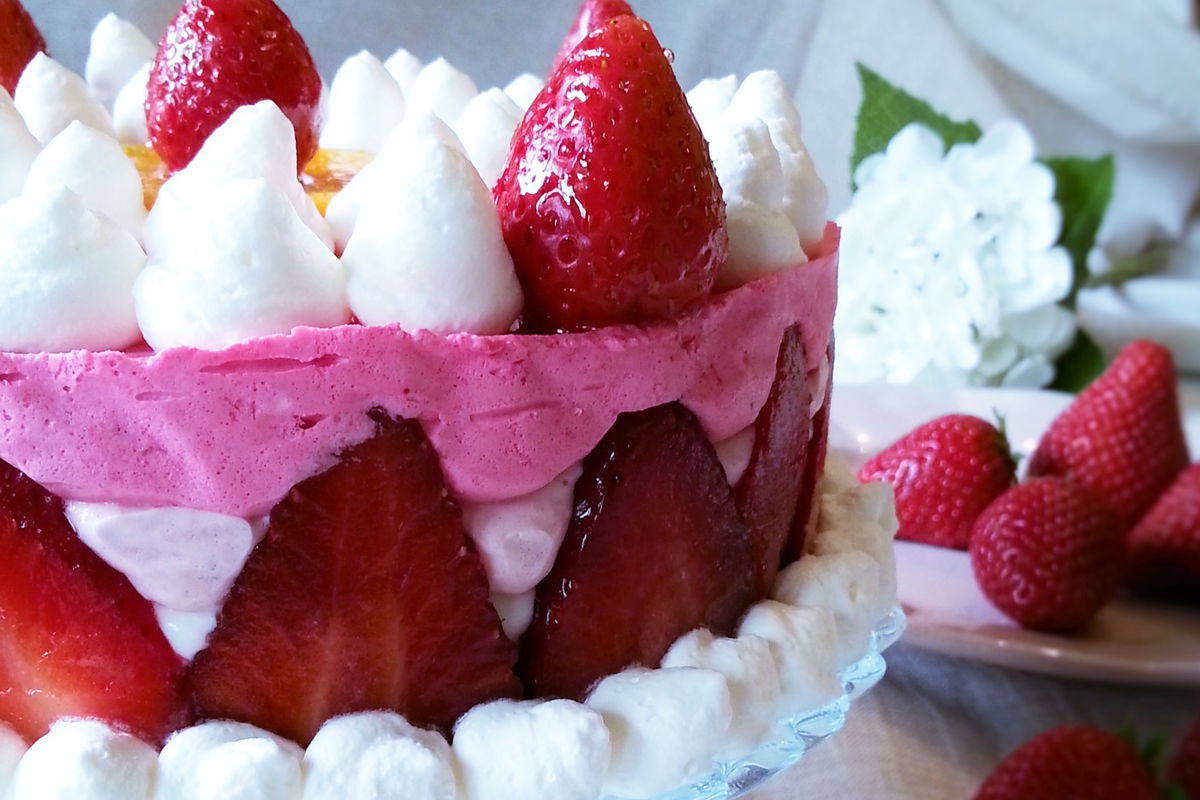 Cheesecake yogurt, panna e fragole Fidelity Cucina