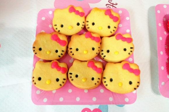 Biscotti a forma di Hello Kitty
