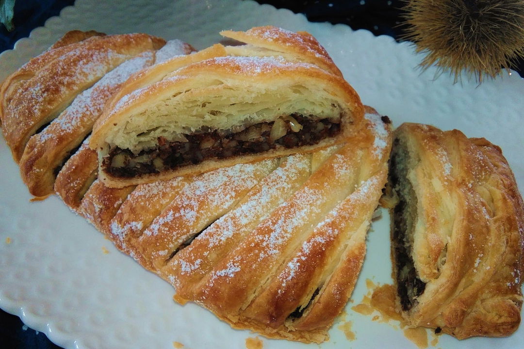 Strudel con castagne e pere