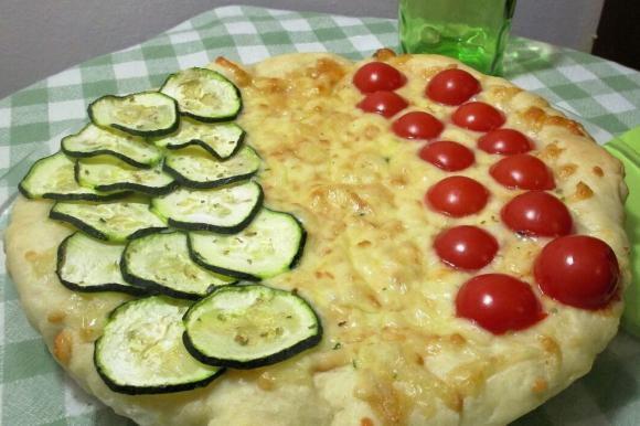 Pizza tricolore allo yogurt Bimby