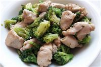 Pollo e broccoli in padella