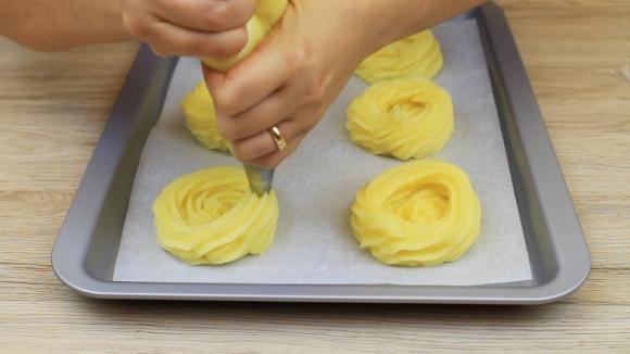 Nidi di purè filanti