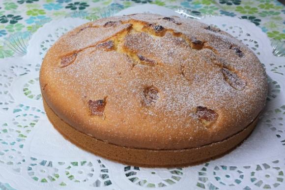 Torta all'arancia senza burro con albicocche secche ...